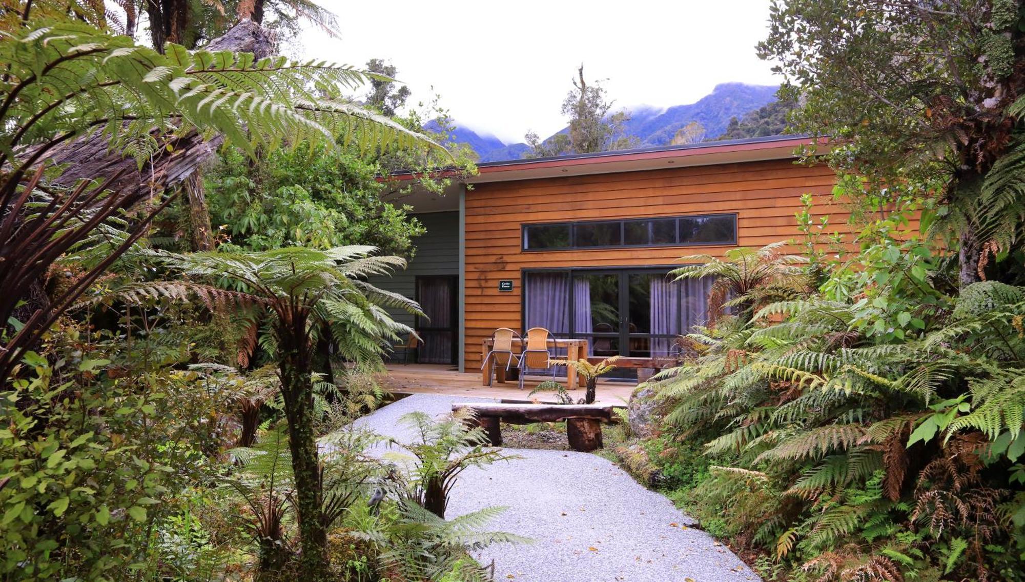 Rainforest Retreat Hotell Franz Josef Rum bild